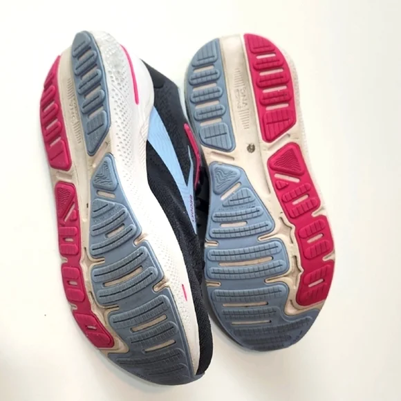 Brooks Women's Athletic Shoes - Black, Pink, and Blue - Picture 11 of 15